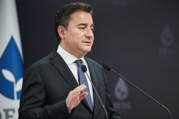 Babacan: “Bugün acıyı paylaşma günü"
