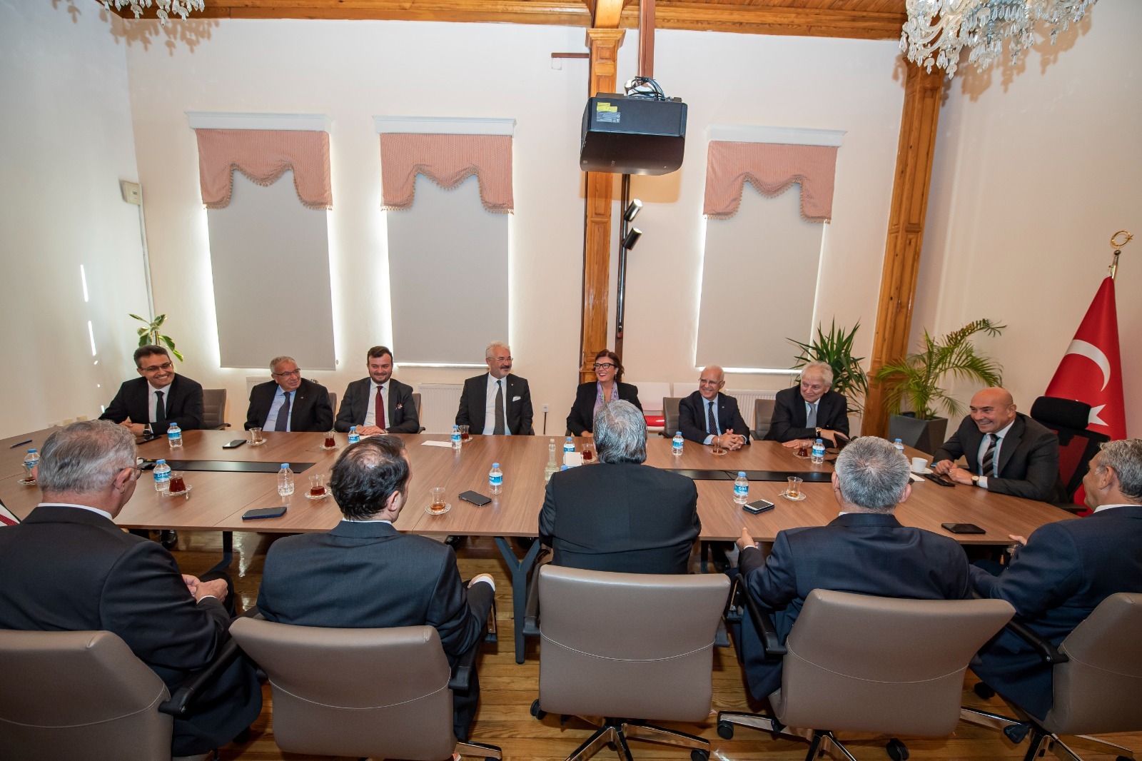 Başkan Soyer, EBSO yönetimini konuk etti