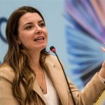 İZKİTAP’a ilk gün yoğun ilgi