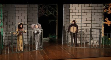 Minikler tiyatro etkinliğinde buluştu