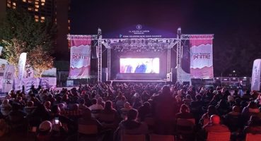 Yeşilçam’ın Sultanı Türkan Şoray AKM Türk Telekom Lounge’ta hayranlarıyla buluşuyor