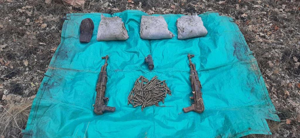 4 ilde çok sayıda silah, mühimmat ve uyuşturucu ele geçirildi