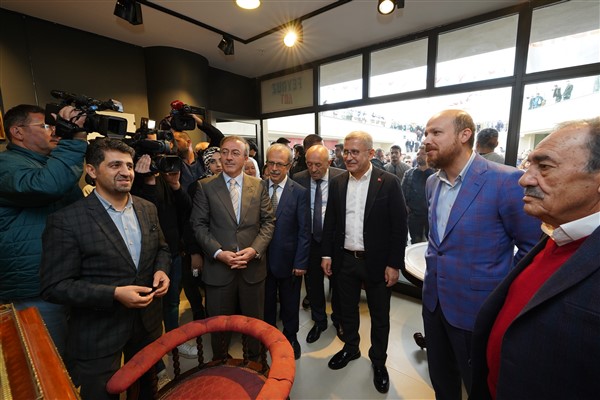 Antikacılar Çarşısı İstanbulluların hizmetine sunuldu