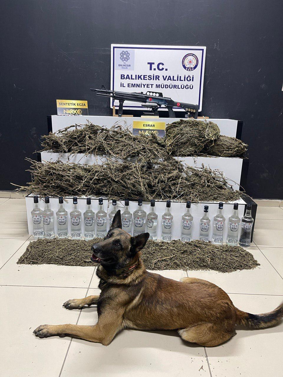 Balıkesir'de uyuşturucu operasyonu