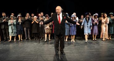 İzBBŞT’nin “Benim Naçiz Vücudum” adlı oyununun prömiyeri yapıldı