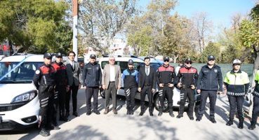 Keşan’da belediyeden emniyete 2 hibe araç desteği