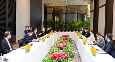 Li Keqiang: “Resesyonun önlenmesi için işbirliği güçlendirilmeli”