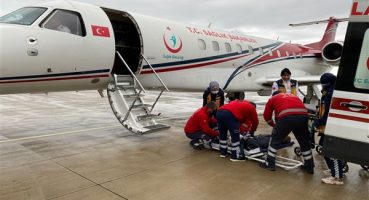 Rize’den uçak ambulansla İstanbul’a hasta sevk edildi