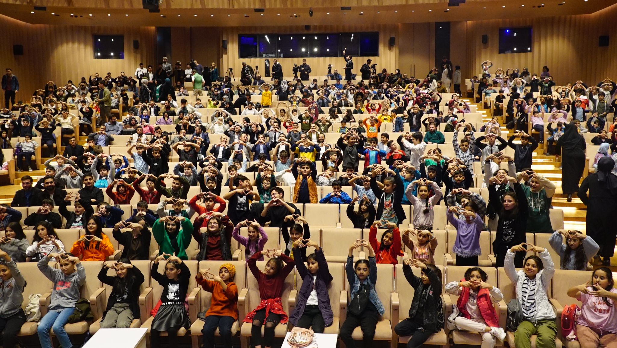 TÜGVA’dan ödüllü kitap okuma yarışması