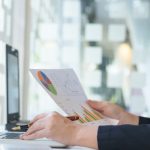 US: "Nonfarm payroll growth exceeds expectations in october"