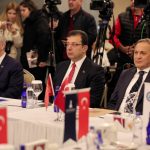 11 büyükşehir belediye başkanı Konya’da buluştu