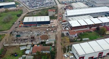 Başiskele Ali İslam Caddesi’nde yağmursuyu hattı sürüyor