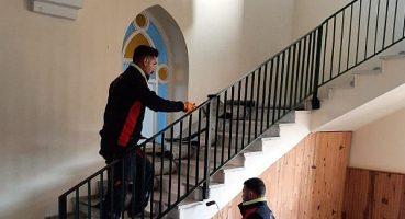 Büyükşehir, Sanayi Mahallesi’ndeki caminin dış cephesini yeniledi