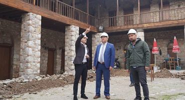 Milas Çöllüoğlu Hanı’nda Tadilat Çalışmaları Başladı