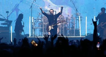 Mor ve Ötesi Hafızalardan Silinmeyecek Yılbaşı Konserini Dört Bin Kişiyle Zorlu PSM'de Gerçekleştirdi!