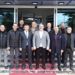 SASİAD yönetimi, Sakarya Ticaret Borsası Başkanı'nı ziyaret etti