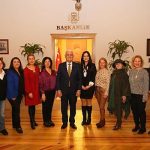 ureten-kadinlardan-baskan-gurune-ziyaret.jpg