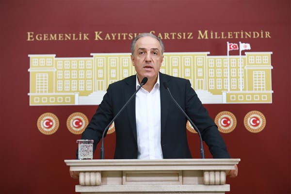Yeneroğlu: ‘Telafi ataması ile öğretmen alımı yapılacak mıdır?’