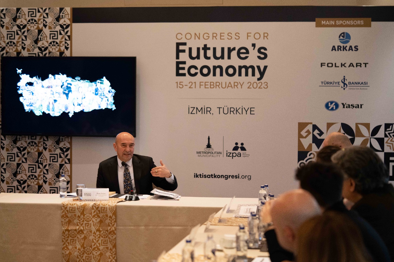 Başkan Soyer, İkinci Yüzyılın İktisat Kongresi hazırlıklarını yabancı basınla paylaştı