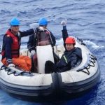 Çin’in denizaltısı Diamantina Çukuru’na indi