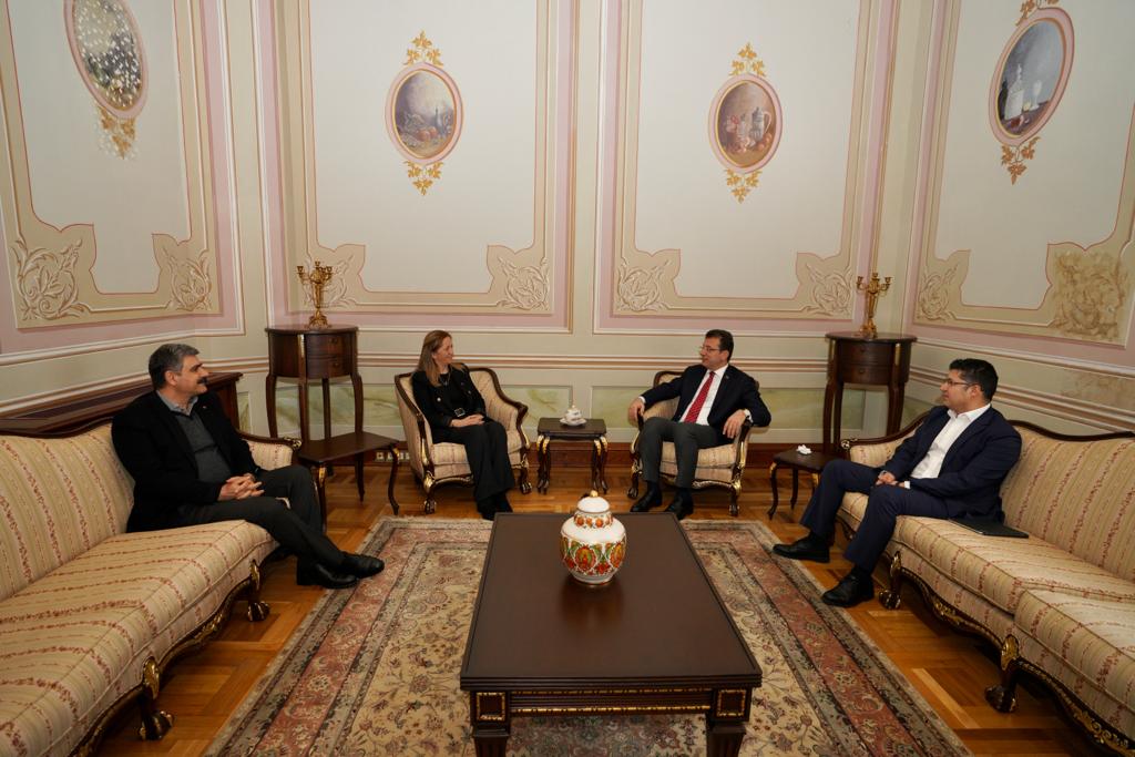 DİSK’ten İBB Başkanı İmamoğlu’na destek ziyareti