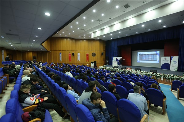 "Enerjik Okullar Faz II Projesi" binden fazla meslek lisesi öğrencisine ulaştı