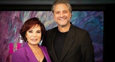 Hülya Koçyiğit Ragıp Savaş'ı konuk etti