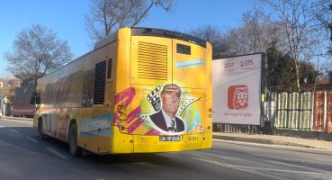 İETT aracı, Hulusi Kentmen, doğumunun 111. yıl dönümü için tasarlandı