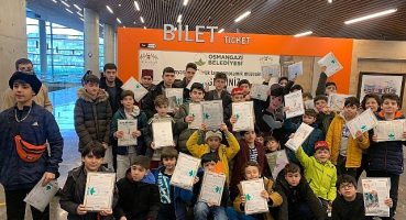 Karnesini alan öğrenciler Fetih Müzesi'ne koştu