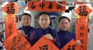 Shenzhou-15 mürettebatı Bahar Bayramı’nı kutluyor