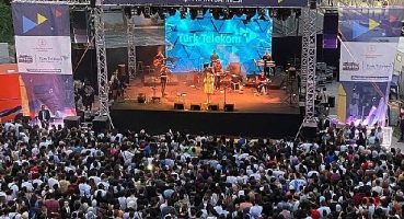 Türk Telekom ile sanatseverler 2022'de sanatın kalbi AKM'de festival ve yenilikçi teknolojilerle buluştu