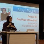 yazar-hatice-kubra-ipek-bilgi-evi-uyelerinin-sorularini-yanitladi.jpg