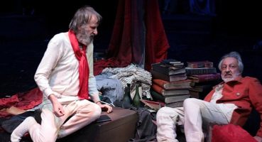 İBB Şehir Tiyatroları Nidan Ayında 3'ü Yeni, 35 Oyunu Seyircisiyle Buluşturuyor