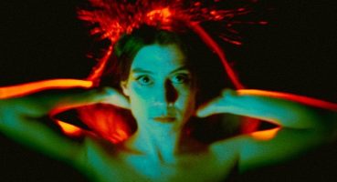 “Karanlıkta Kadınlar Sarı Görünür" Seyirci Karşısına Çıktı