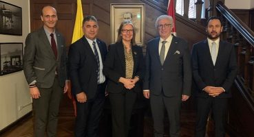 Türkiye ve Kolombiya aralarındaki ticareti 5 milyar dolara çıkaracak ilk büyük buluşma gerçekleşti