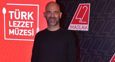 42 Maslak'ta 'Ramazan Sohbetleri'nin konuğu Murat Evgin'di.