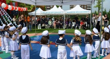 Bayram coşkusu sürüyor