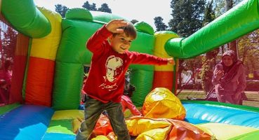 Buca'da 23 Nisan coşkusu, Hasanağa Bahçesi''nde başladı