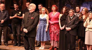 Hüzünlü ve komik bir hikâye: “Gidiş Dönüş Moskova (Retro)"