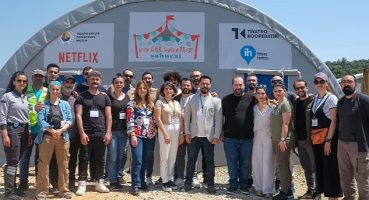 “Renkli Hayaller Sahnesi" 23 Nisan'da Hatay'daki Çocuklarla Buluştu