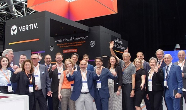 vertiv-datacloud-global-kongresi-2023te-en-son-yeniliklerini-sergiledi.jpg
