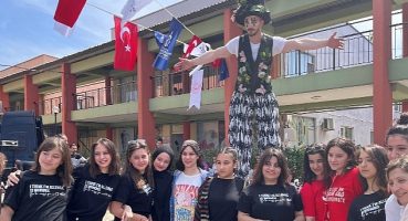 Çocuklar Büyükşehir ile şenlikte doyasıya eğlendi