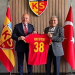 tff-baskani-buyukeksi-akademi-ziyaretlerine-yukatel-kayserispor-ile-devam-etti.jpg