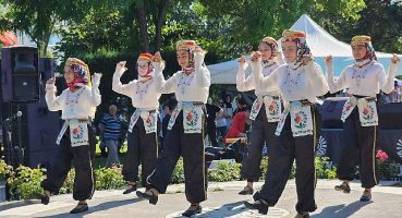 13. Bahar Şenliği Kavaklı Sahili Amfi'de başladı