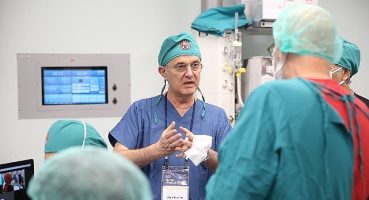7. Canlı Cerrahi Sempozyumu'nda 120 doktor, canlı yayında 70 ameliyat yaptı