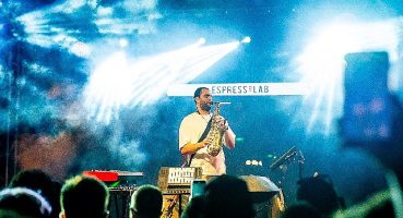 Dünyaca ünlü çoklu enstrüman sanatçısı Ash'ten Espressolab Roastery'de sürpriz konser