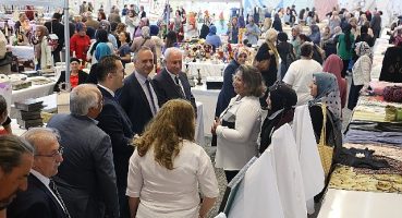 Karaman Belediyesi Yıl Sonu Sergisi açıldı