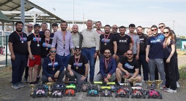 Model araç yarışları nefes kesti!