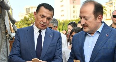 Yenişehir Belediyesi Hataylı esnaf ve sanatçılara kapılarını açtı