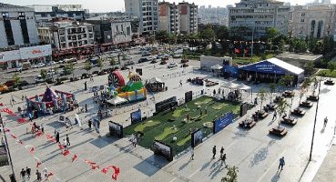 Bağcılar Meydanı eğitim, kültür ve sanatın adresi oldu